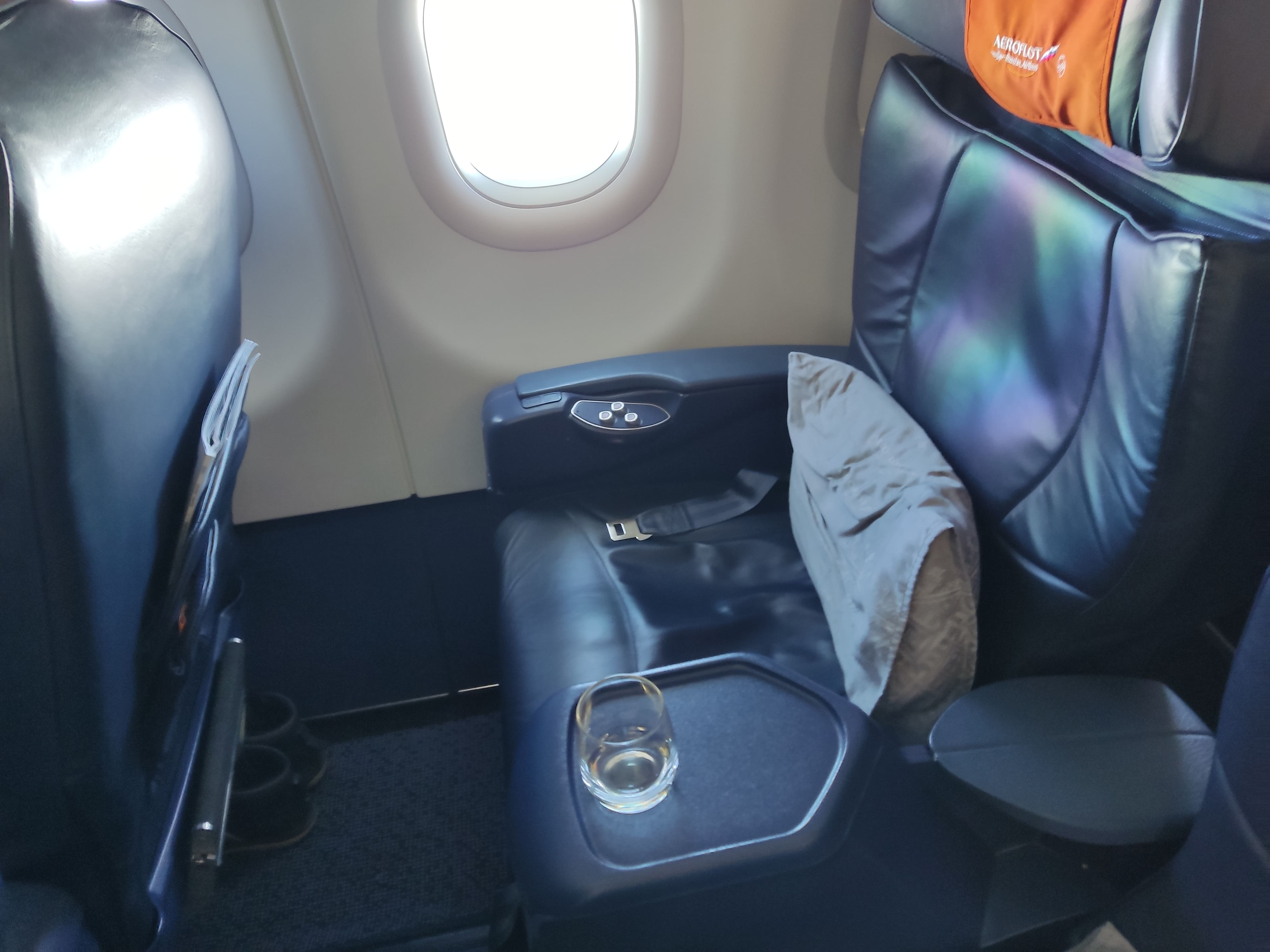 Промоакция: перелеты Аэрофлот за мили по сниженным тарифам Light Award